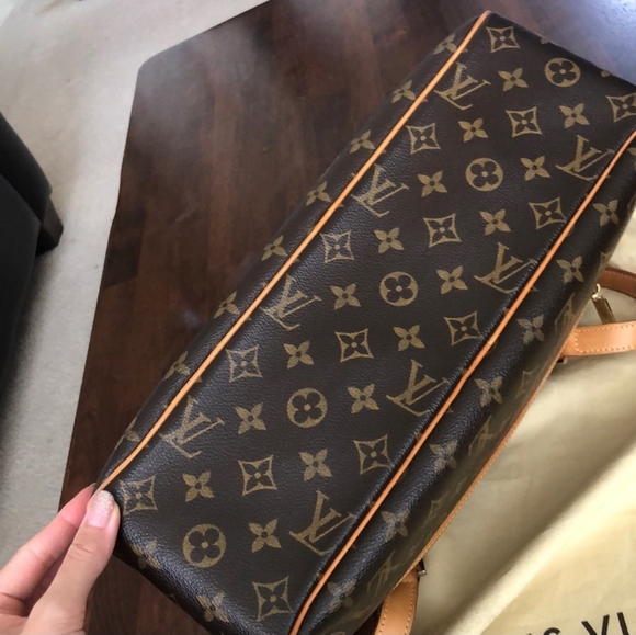 ❤ Louis Vuitton Cite GM Monogram Shoulder Bag❤ - Picture 3 of 14